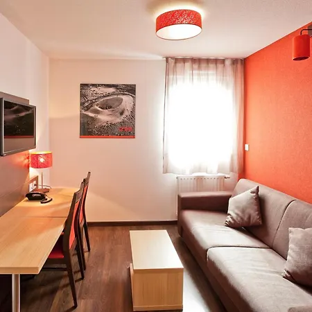 Privilodges Carré De Jaude Aparthotel 3*
