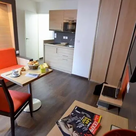 Privilodges Carre De Jaude Aparthotel