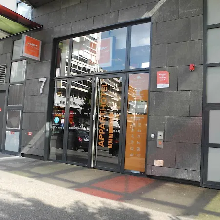 公寓式酒店 普利罗吉斯卡雷德宫殿公寓酒店 克莱蒙费朗