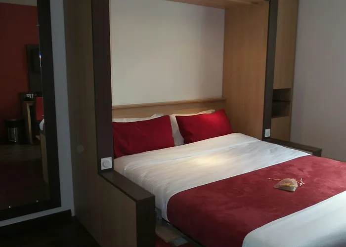 Privilodges Carre De Jaude Apart-hotel 3*